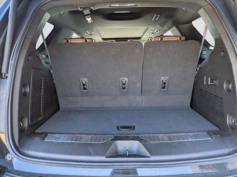 Used 2021 Chevrolet Tahoe High Country image 7