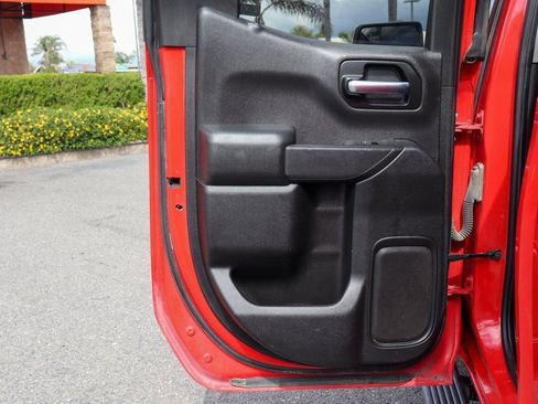 Used 2020 Chevrolet Silverado 1500 LT w/ Trailering Package image 32