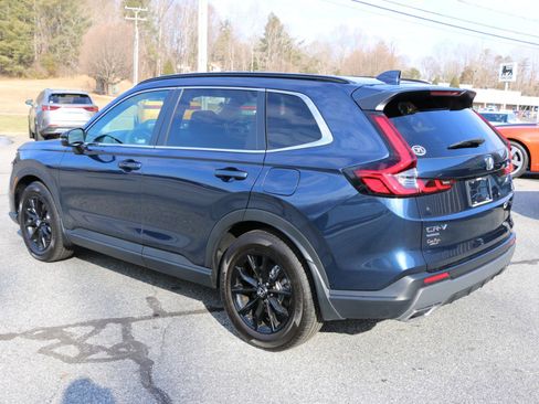 Used 2024 Honda CR-V Sport image 3