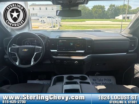 Used 2026 Chevrolet Silverado 2500 LT w/ Z71 Chrome Sport Edition AWD/4WD image 18