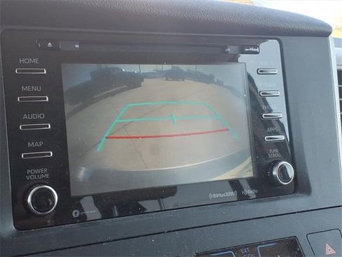 Used 2020 Toyota Sienna LE image 27