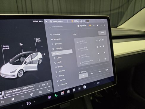 Used 2021 Tesla Model 3 Standard Range Plus image 54