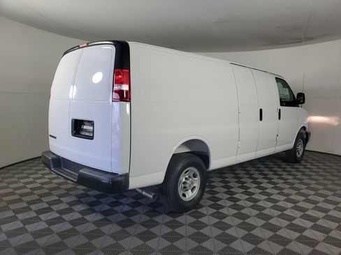 New 2026 Chevrolet Express 3500 Extended w/ Driver Convenience Package RWD image 4