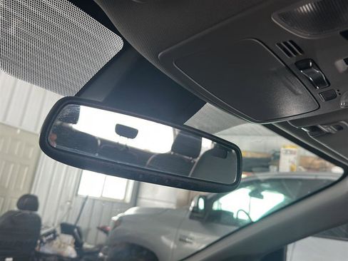 Used 2020 Toyota Sienna XLE image 27