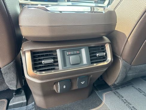 Certified 2025 Ford F150 King Ranch AWD/4WD image 24