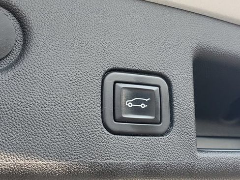 Certified 2022 Chevrolet Equinox LT AWD/4WD image 9