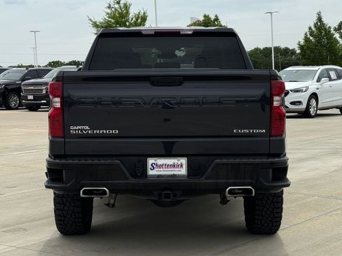 Used 2023 Chevrolet Silverado 1500 Custom Trail Boss AWD/4WD image 5