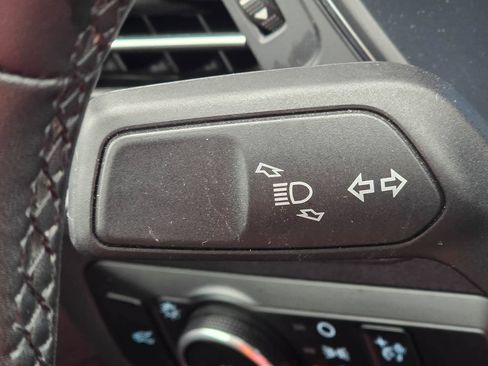 Used 2025 Ford Escape Platinum AWD/4WD image 21