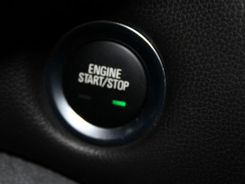 Used 2025 Chevrolet Malibu LT FWD image 42