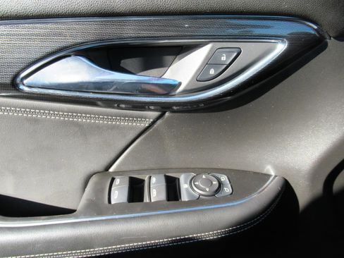 Used 2022 Buick Envision Preferred FWD image 19
