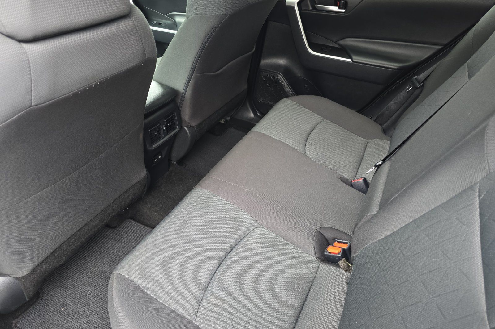 Certified 2025 Toyota RAV4 XLE w/ Convenience Package AWD/4WD image 12