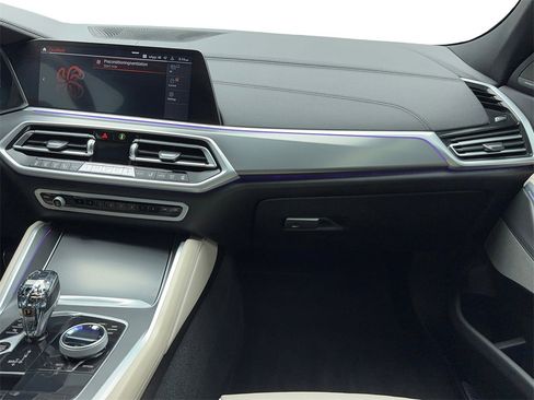 Used 2023 BMW X6 xDrive40i w/ Executive Package image 19