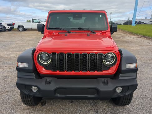 Used 2024 Jeep Wrangler Unlimited Sport AWD/4WD image 7