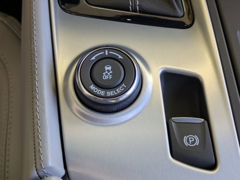 Used 2018 Chevrolet Corvette Z06 image 20