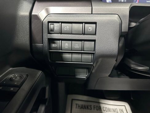 Used 2025 Toyota 4Runner TRD Off-Road AWD/4WD image 17