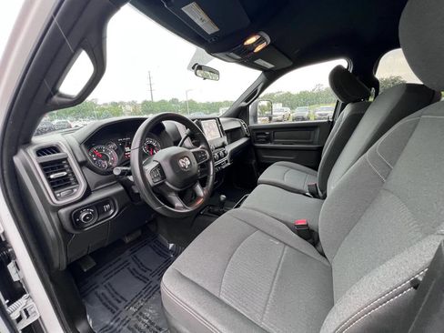 Used 2024 RAM 3500 Tradesman w/ Chrome Appearance Group image 12