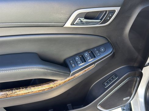 Used 2016 GMC Yukon XL Denali w/ Open Road Package image 25