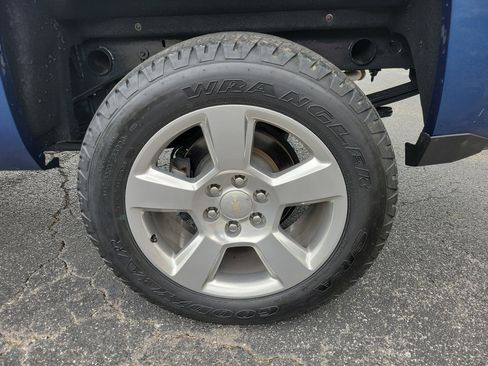 Used 2018 Chevrolet Silverado 1500 LT w/ Texas Edition image 25