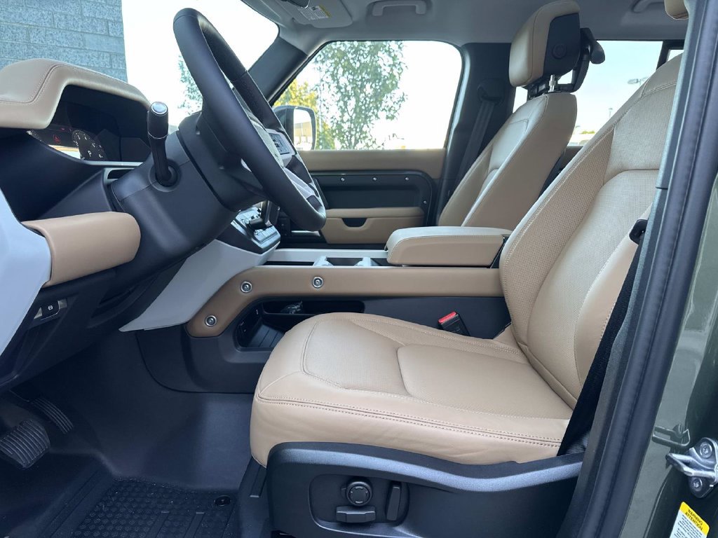 New 2026 Land Rover Defender 110 S AWD/4WD image 20