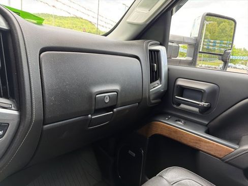 Used 2017 Chevrolet Silverado 2500 LTZ w/ Duramax Plus Package AWD/4WD image 23