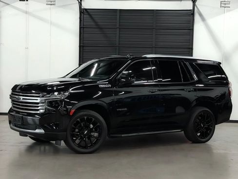 Used 2022 Chevrolet Tahoe High Country AWD/4WD image 3