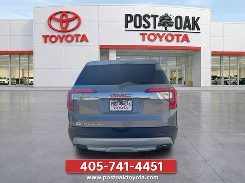 Used 2021 GMC Acadia SLT FWD image 4