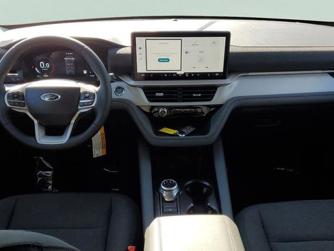 New 2026 Ford Explorer Active image 19