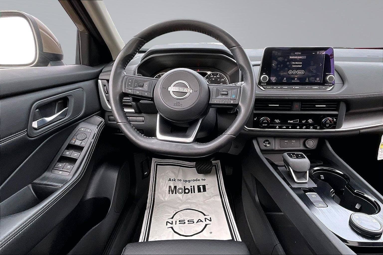 Certified 2024 Nissan Rogue SV w/ SV Premium Package AWD/4WD image 6