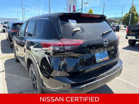 Certified 2025 Nissan Rogue SV AWD/4WD image 8