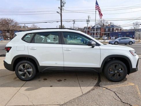 New 2026 Volkswagen Taos S FWD image 6