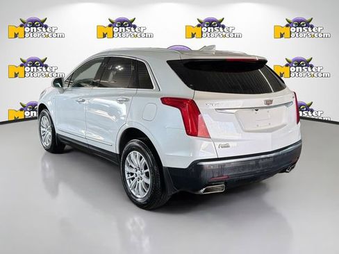Used 2017 Cadillac XT5 FWD image 6