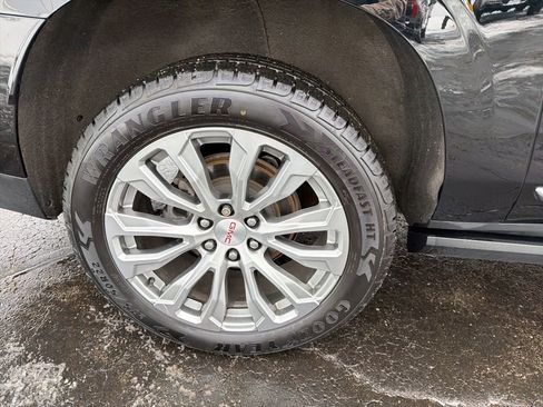 Certified 2022 GMC Yukon XL Denali w/ Denali Premium Package image 29