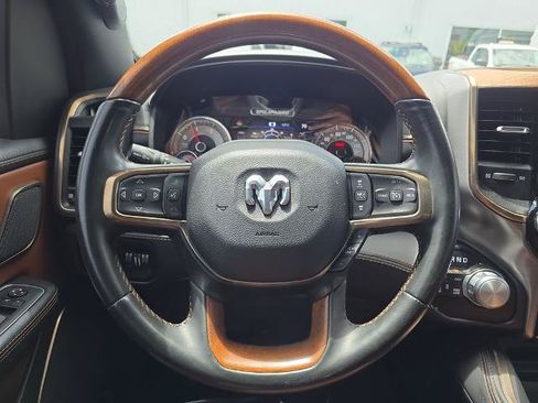 Used 2022 RAM 1500 Limited AWD/4WD image 21