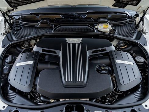 Used 2017 Bentley Continental GT V8 S image 33