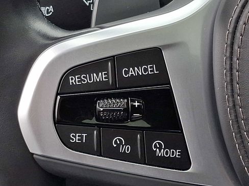 Certified 2024 BMW X7 xDrive40i w/ M Sport Package AWD/4WD image 24