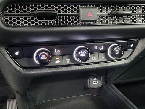 Certified 2024 Honda HR-V Sport image 30