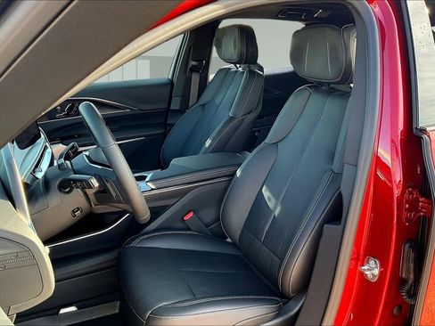 New 2026 Cadillac Lyriq Premium Sport image 9