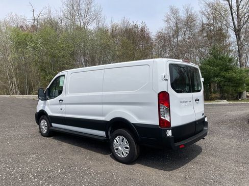 Used 2024 Ford Transit 250 Low Roof w/ Exterior Upgrade Package RWD image 8