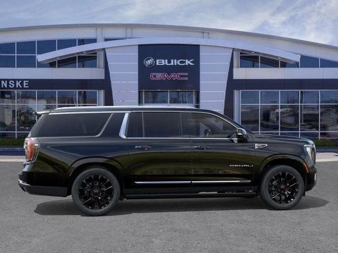 New 2026 GMC Yukon XL Denali w/ Sun & Power Step Package image 5