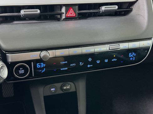 Used 2024 Hyundai Ioniq 5 SEL image 23