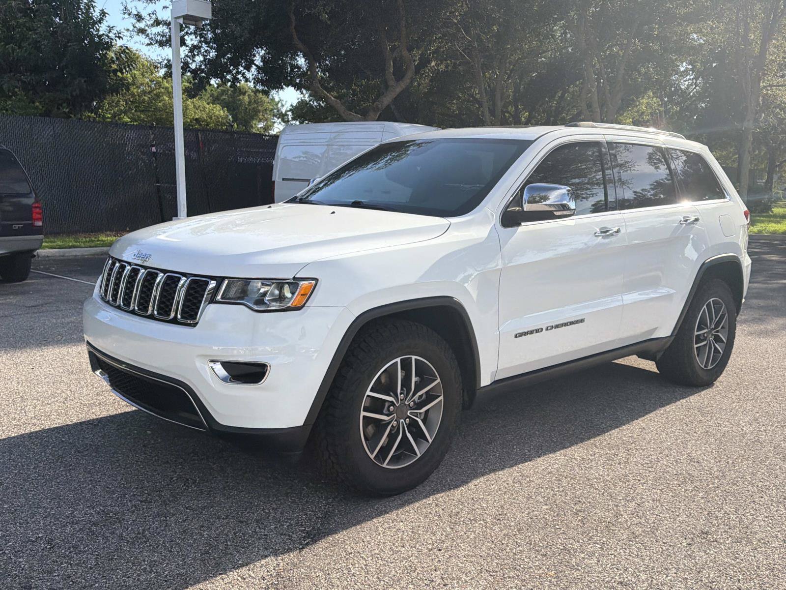 Used 2021 Jeep Grand Cherokee Limited RWD image 7