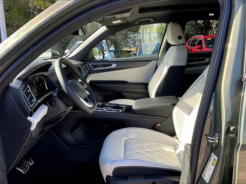 New 2026 Volkswagen Atlas Cross Sport SEL Premium R-Line AWD/4WD image 21