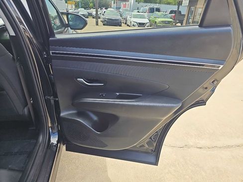 Used 2023 Hyundai Tucson SEL image 16