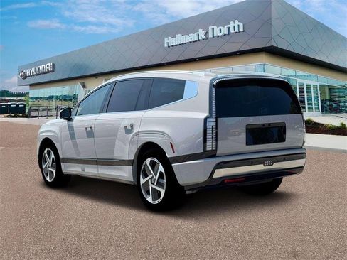 New 2026 Hyundai Ioniq 9 Calligraphy image 5