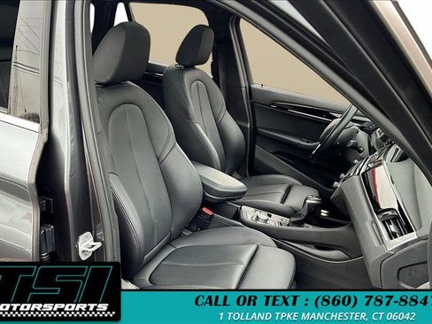 Used 2019 BMW X1 xDrive28i w/ Convenience Package image 7