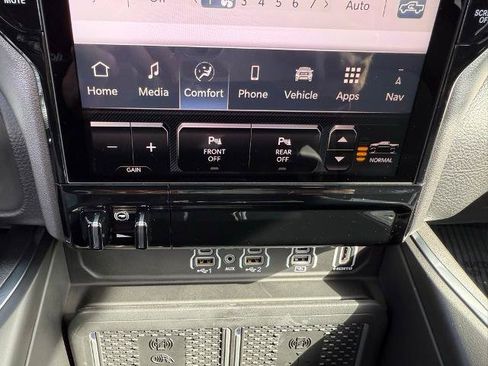 Used 2026 RAM 1500 Laramie AWD/4WD image 22