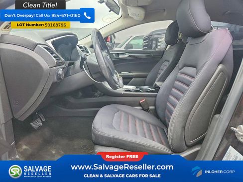 Used 2013 Ford Fusion SE image 9