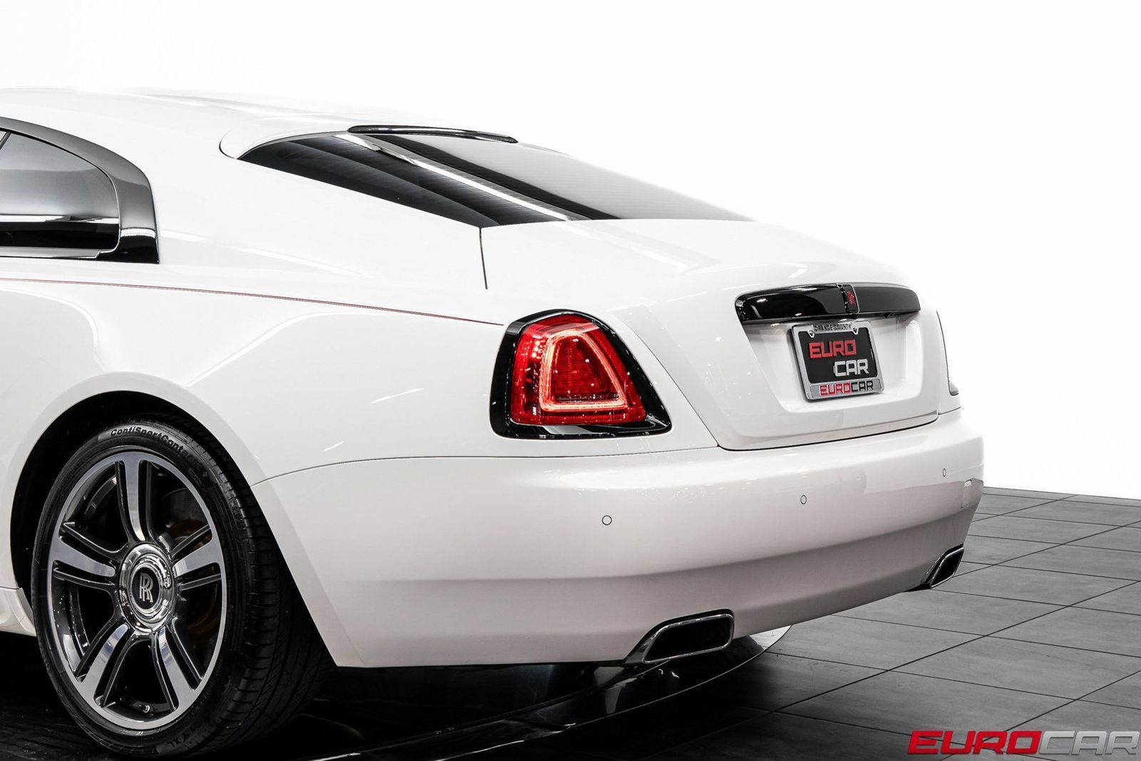Used 2018 Rolls-Royce Wraith RWD image 12