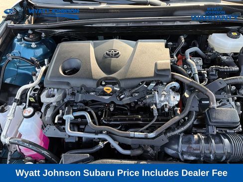 Used 2025 Toyota Camry SE FWD image 18