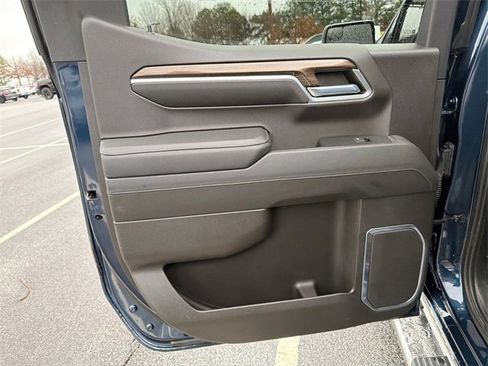 Used 2022 Chevrolet Silverado 1500 LT image 21